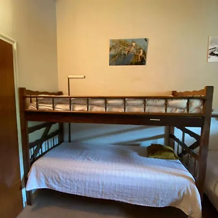 Apartment 2 Pieces + Mezzanine, Centre Chinaillon, Balcon Sud, Parking Prive - Fr-1-241-190